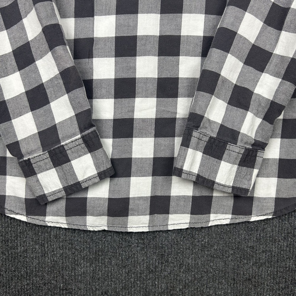 Jachs Girlfriend Medium Top Gray White Plaid Check Snap Button Down - Picture 9 of 15